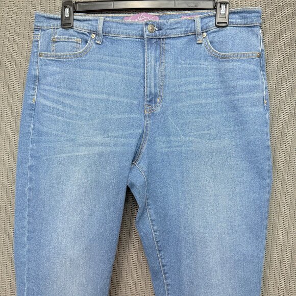 Gloria Vanderbilt Boyfriend Jeans Womens  Size 14 Blue Medium Wash Denim - Picture 9 of 9